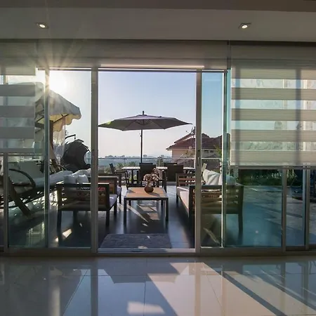 Villa Jasmin Tatil Evi *