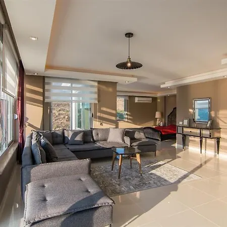 Villa Jasmin Tatil Evi *